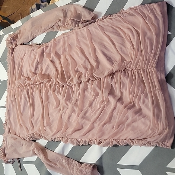 Pink dress - Picture 4 of 4